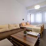 Rose Gostinjska kuća 4*