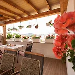 Gostinjska kuća Rose 4*