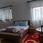 Gostinjska kuća Rose 4*