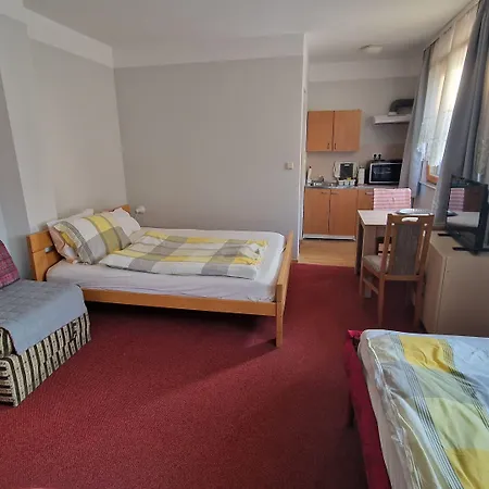 Vendégház Rose 4*