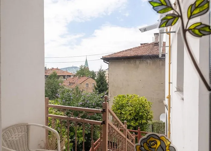 Rose ゲストハウス